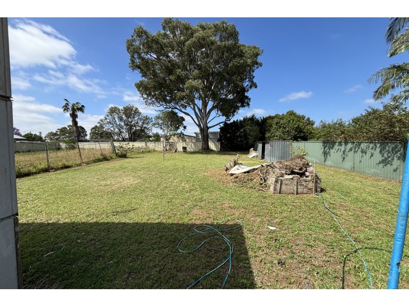 10 Smythe Street, Merrylands West NSW 2160