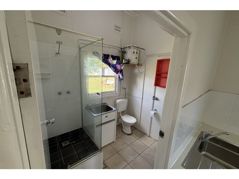 10 Smythe Street, Merrylands West NSW 2160