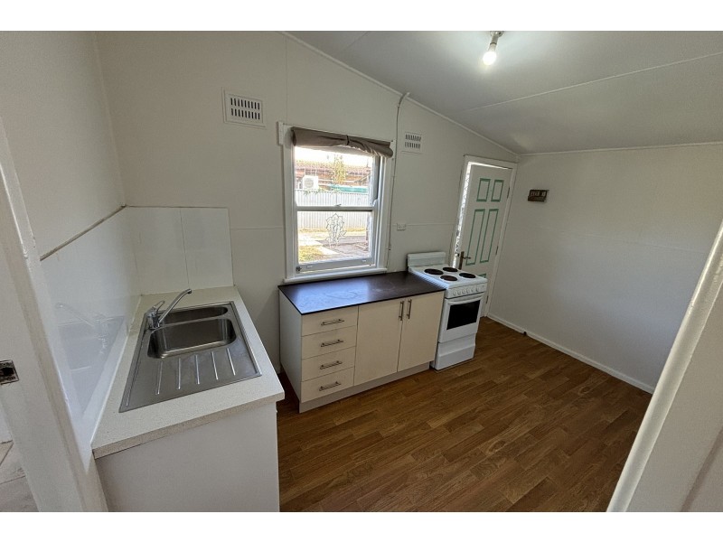 10 Smythe Street, Merrylands West NSW 2160