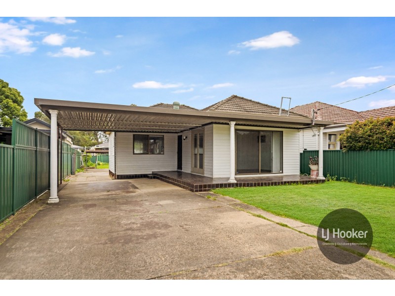 15 McArthur Street, Guildford NSW 2161