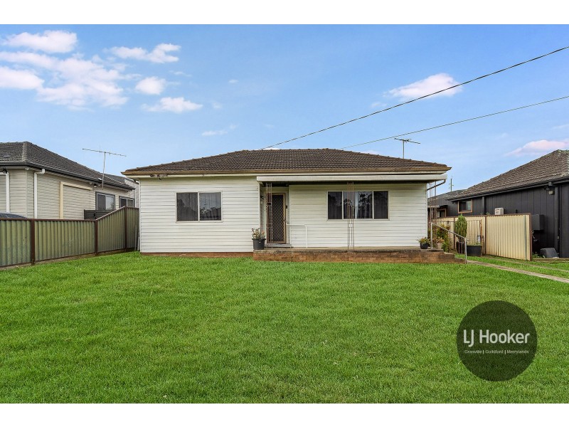 8 Leach Road, Guildford NSW 2161