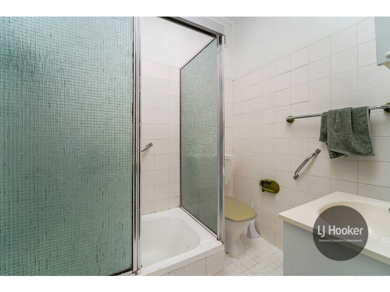 8 Leach Road, Guildford NSW 2161