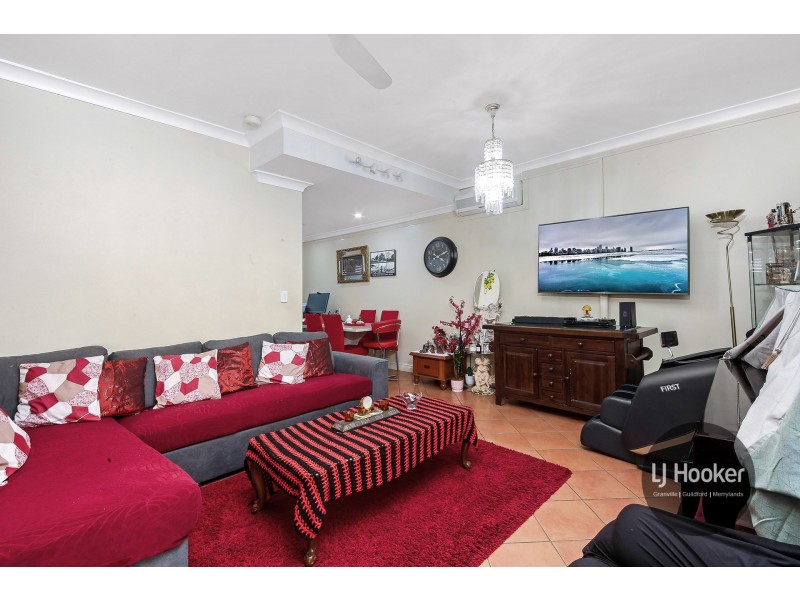 2/73 Bright Street, Guildford NSW 2161