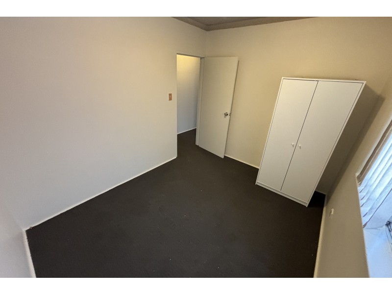 1/27 Military Road, Merrylands NSW 2160