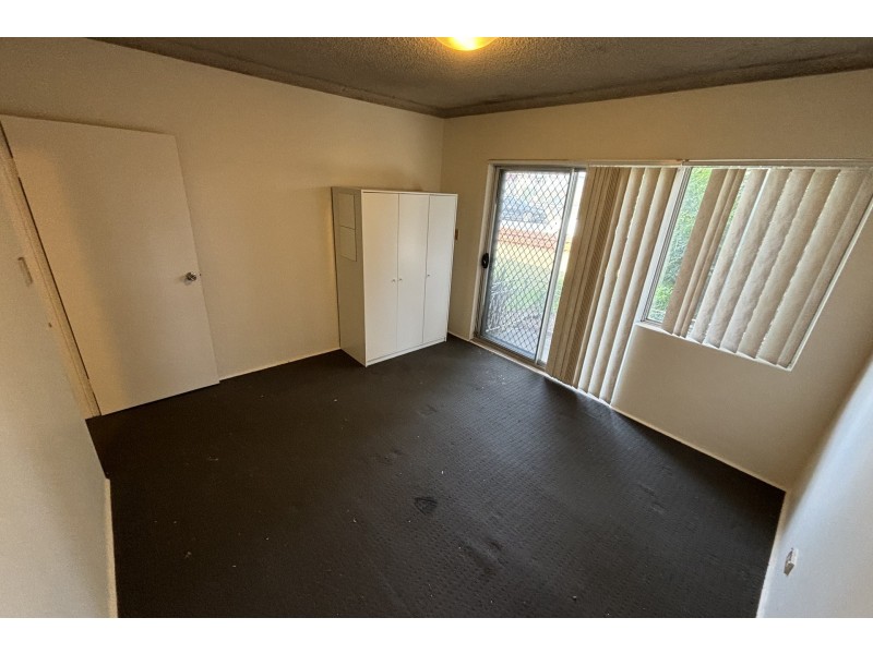 1/27 Military Road, Merrylands NSW 2160