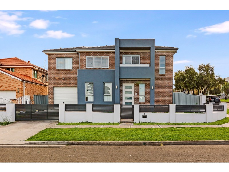 2 Lowe Street, Merrylands NSW 2160