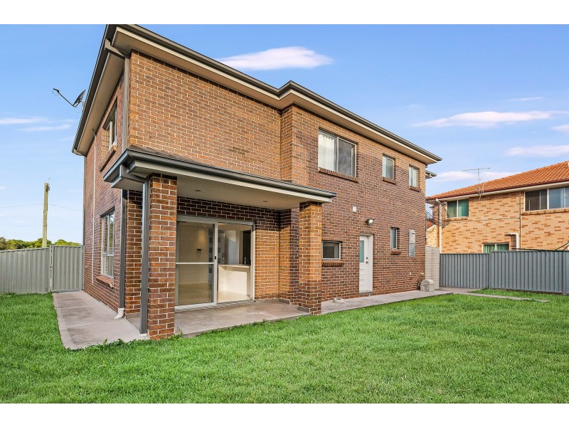 2 Lowe Street, Merrylands NSW 2160