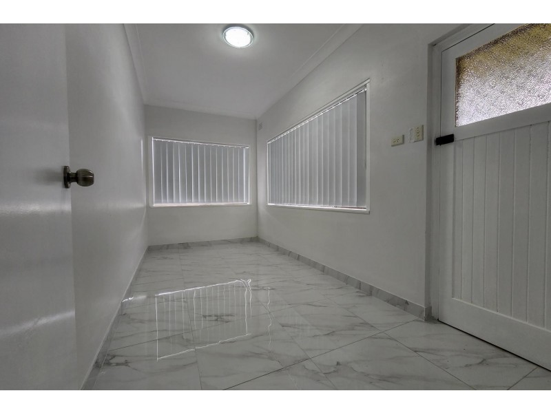 100 Louis Street, Granville NSW 2142