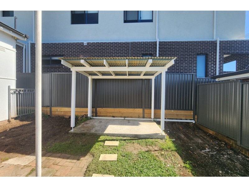 17 Queen Street, Guildford NSW 2161