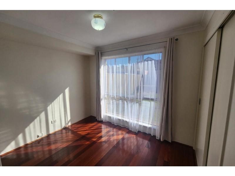 49 The Esplanade, Guildford NSW 2161