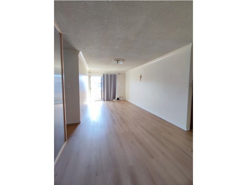 13/9-11 Lackey Street, Fairfield NSW 2165