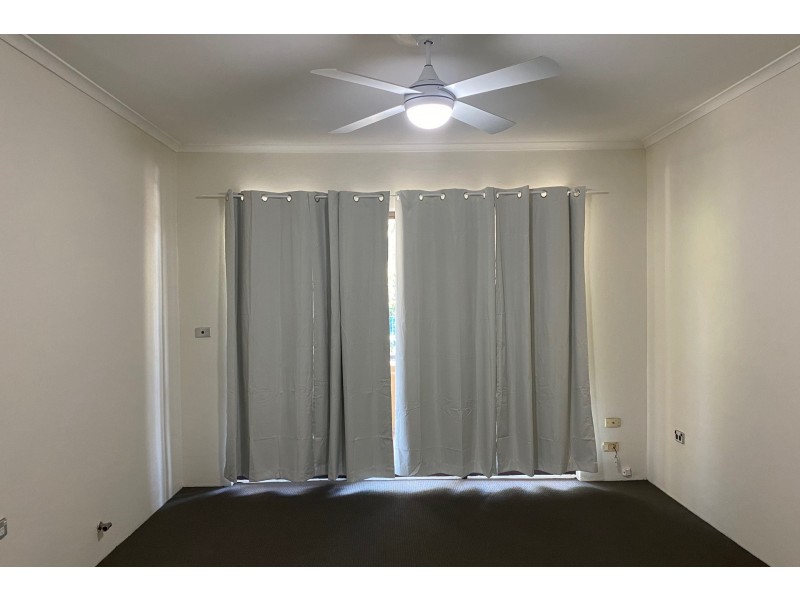 4/8 Mary Street, Granville NSW 2142