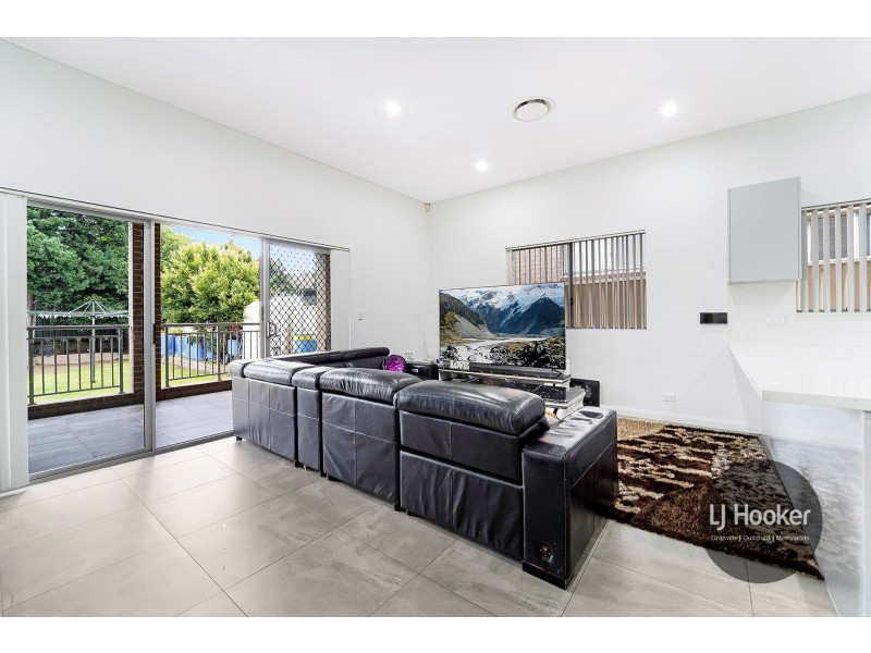 11a Craigelea Street, Guildford NSW 2161