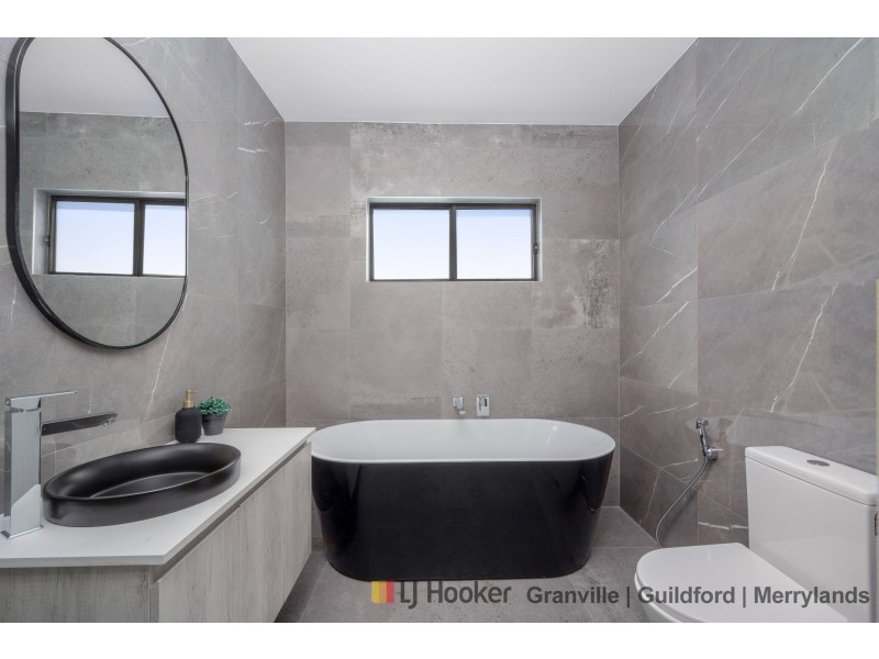 2/19 Barcom Street, Merrylands NSW 2160