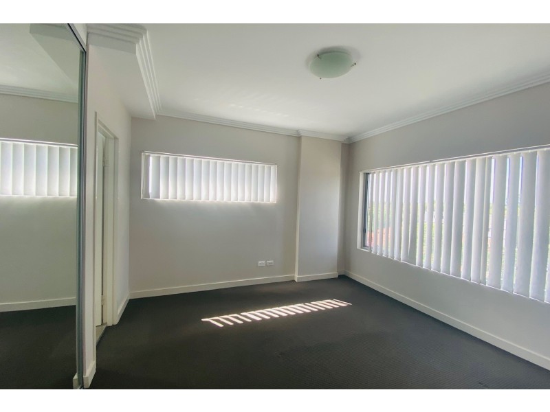 18/35 Enid Avenue, Granville NSW 2142