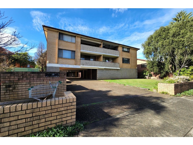 12/21-25 Blaxcell Street, Granville NSW 2142