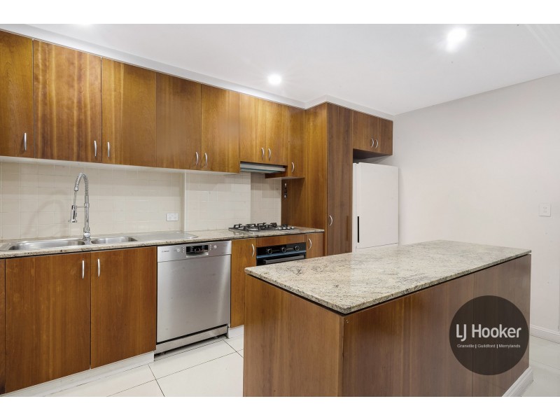 25/4-10 Benedict Court, Holroyd NSW 2142
