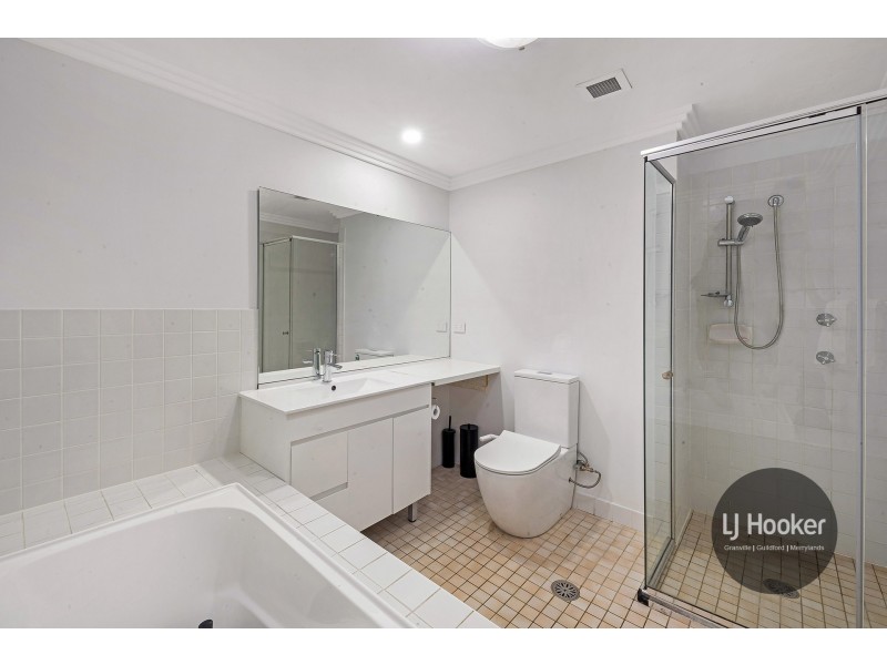 25/4-10 Benedict Court, Holroyd NSW 2142