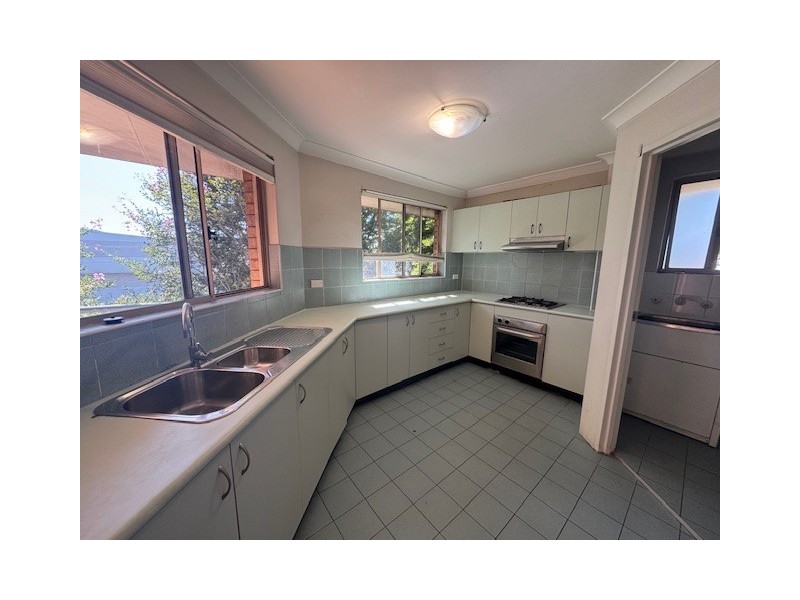 5/74-78 Newman Street, Merrylands NSW 2160