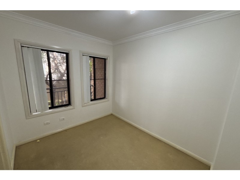8/143-145 Blaxcell Street, Granville NSW 2142