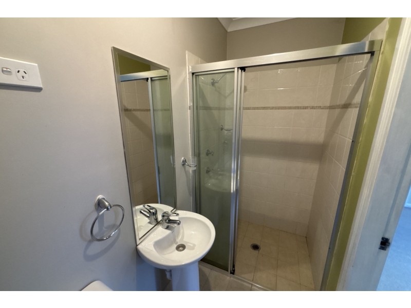 8/143-145 Blaxcell Street, Granville NSW 2142