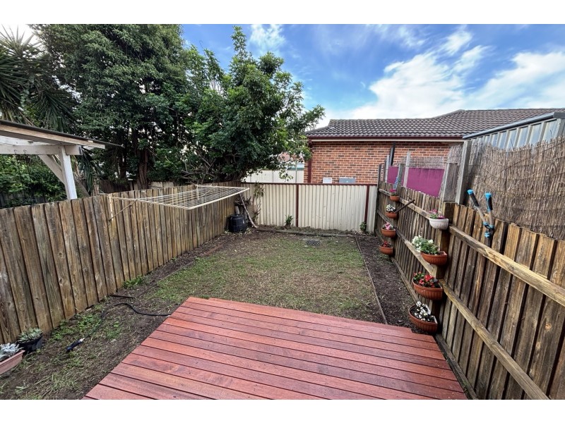 8/143-145 Blaxcell Street, Granville NSW 2142