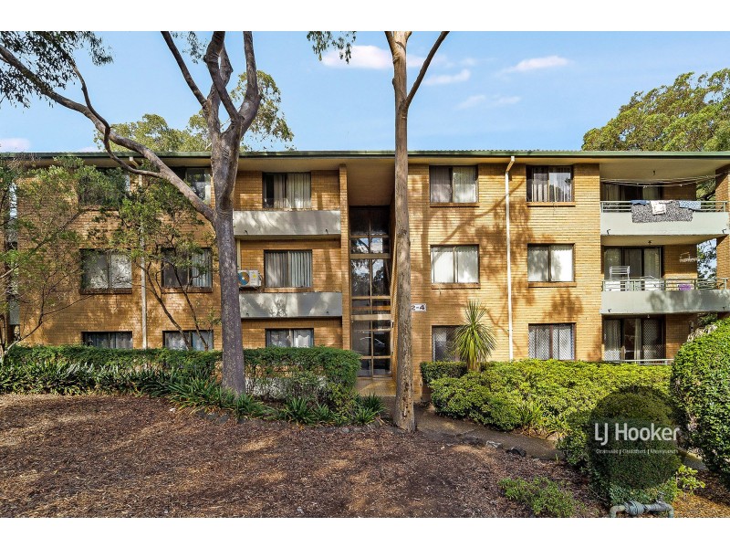 1/2-4 Tiara Place, Granville NSW 2142