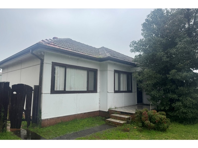 87 Military Road, Guildford NSW 2161