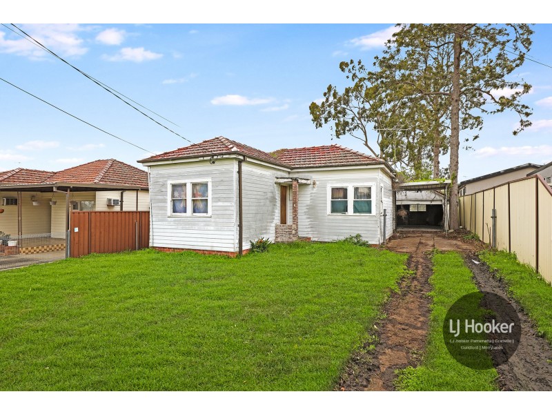 8 Crossland Street, Merrylands NSW 2160