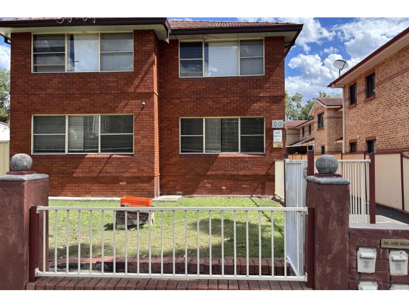 1/50 Newman Street, Merrylands NSW 2160
