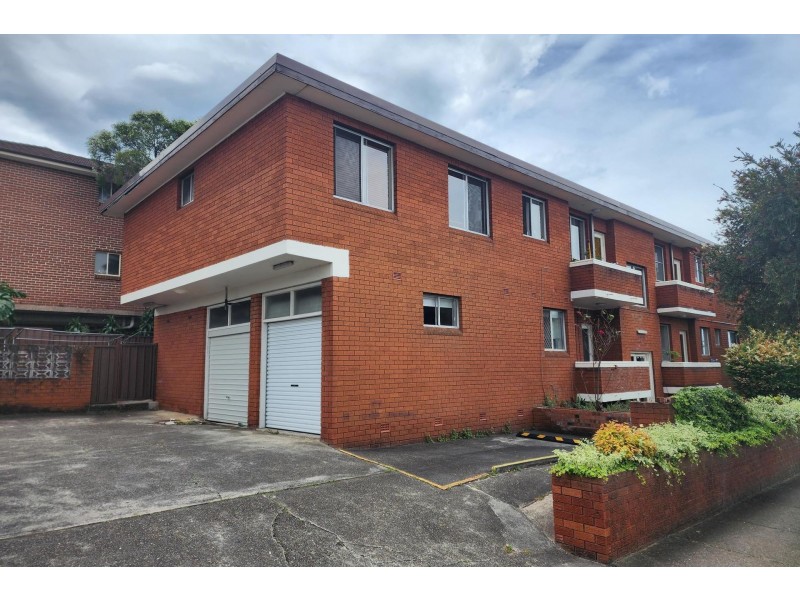 2/26 Hutchinson Street, Granville NSW 2142