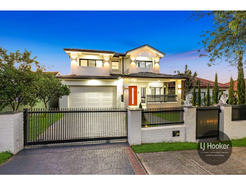 8 Strickland Road, Guildford NSW 2161