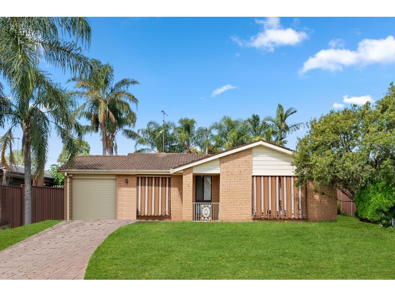 15 Romley Crescent, Oakhurst NSW 2761
