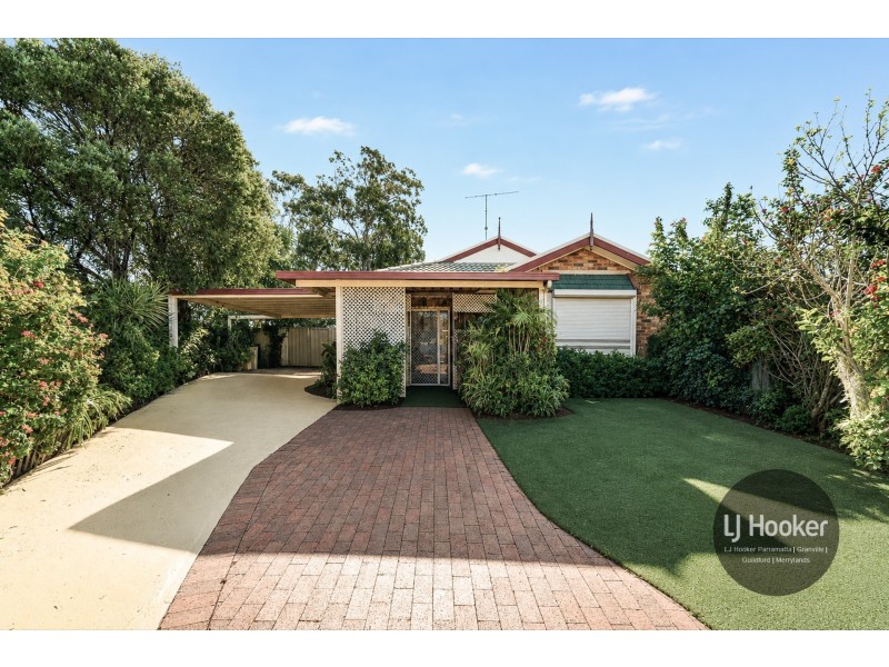 13 Glenview Grove, Glendenning NSW 2761