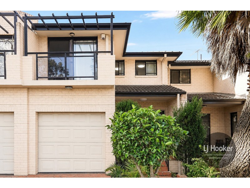 2/35-37 Clarence Street, Merrylands NSW 2160