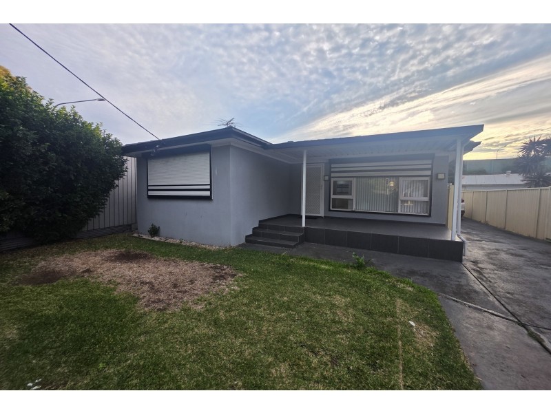 79 Warren Road, Woodpark NSW 2164