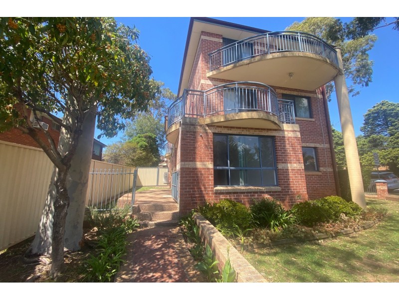 1/18 Sherwood Road, Merrylands NSW 2160
