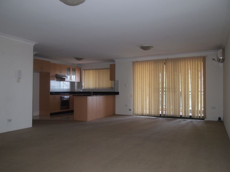 22/12-16 Blaxcell Street, Granville NSW 2142