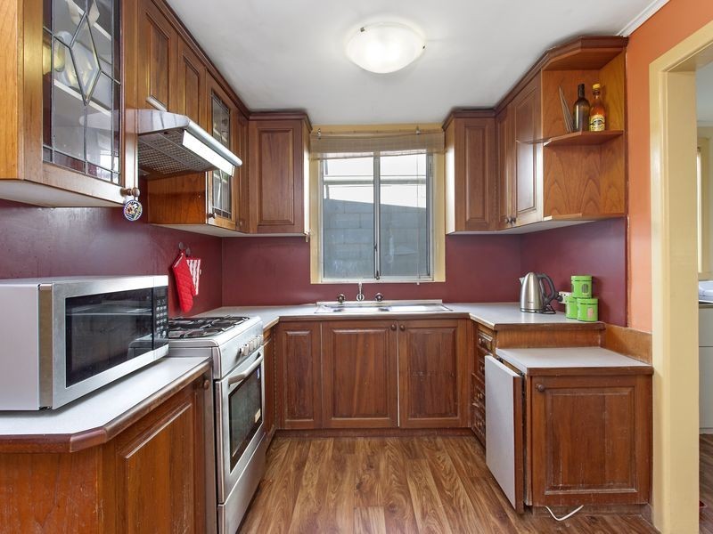 8 Ritchie Street, Rosehill NSW 2142