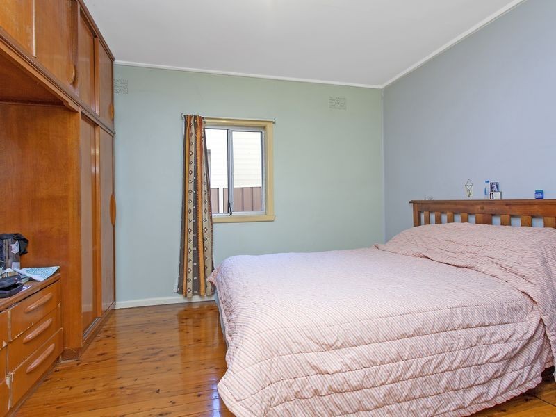 8 Ritchie Street, Rosehill NSW 2142