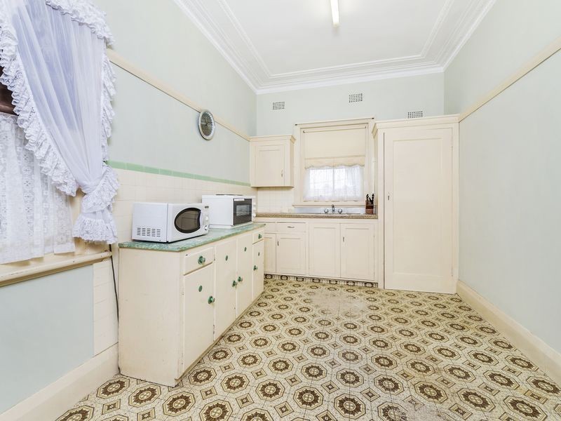 31 Carrington Street, Granville NSW 2142