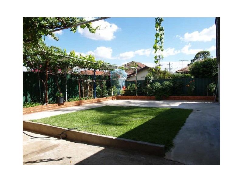 27 Lackey Street, Granville NSW 2142