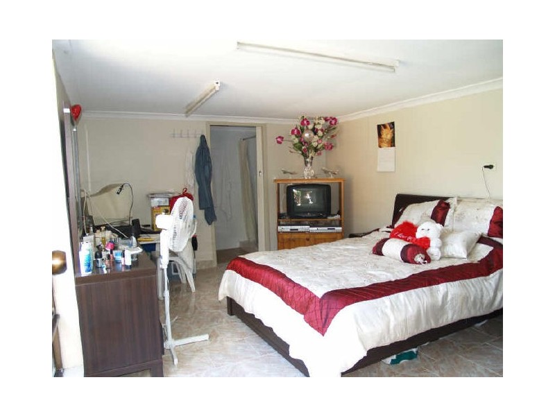 27 Lackey Street, Granville NSW 2142