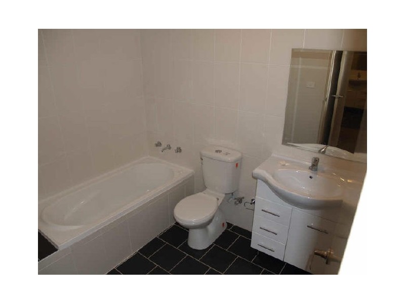 11/64 Cardigan St, Guildford NSW 2161