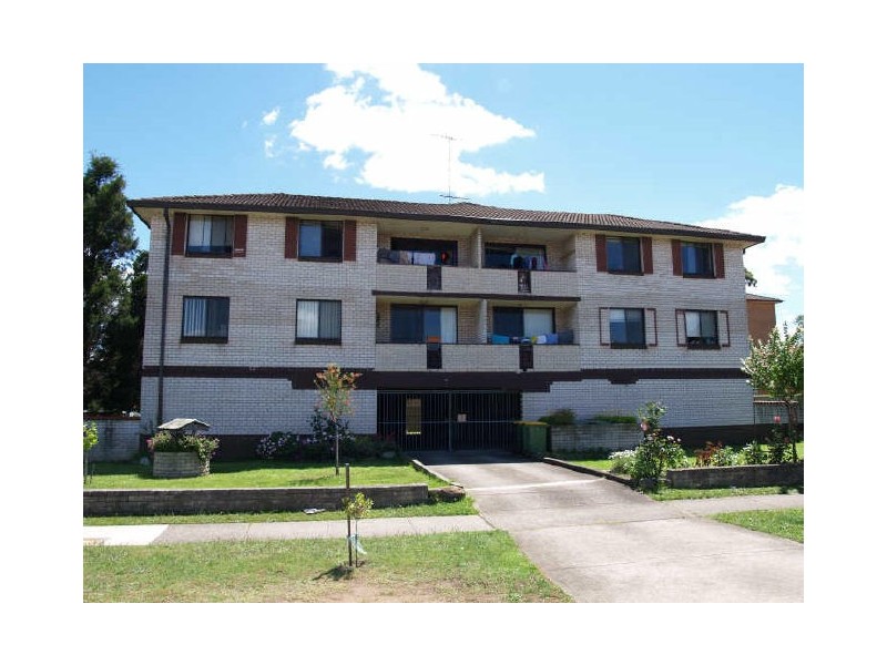 7/37-39 Blaxcell Street, Granville NSW 2142