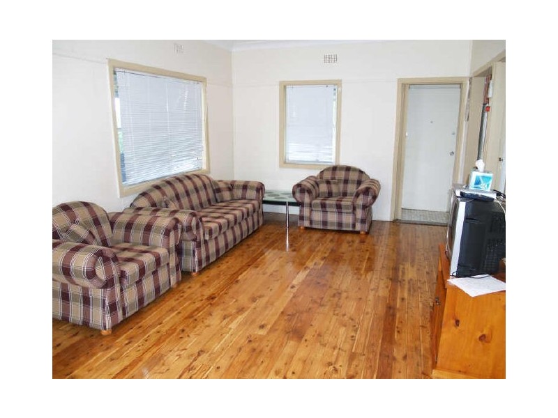 10 Osgood Street, Guildford NSW 2161