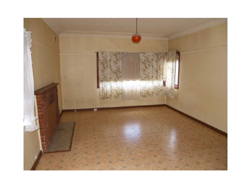 5 Randolph St, Granville NSW 2142