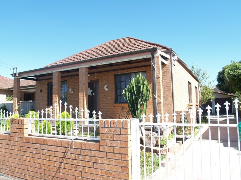 72 Clyde Street, Granville NSW 2142
