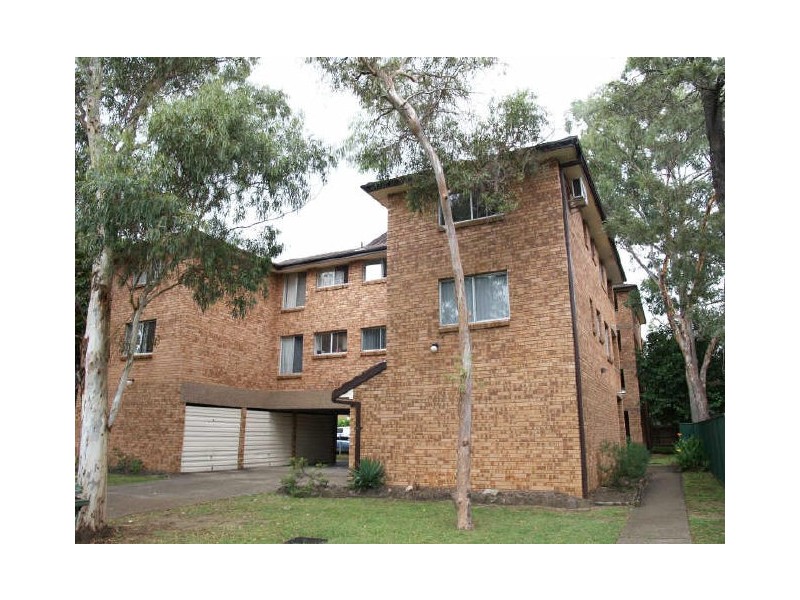 4/22 Elizabeth St, Parramatta NSW 2150