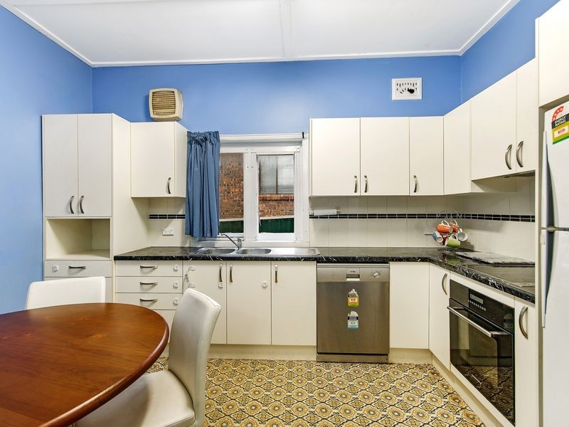 6 Clarke Street, Granville NSW 2142